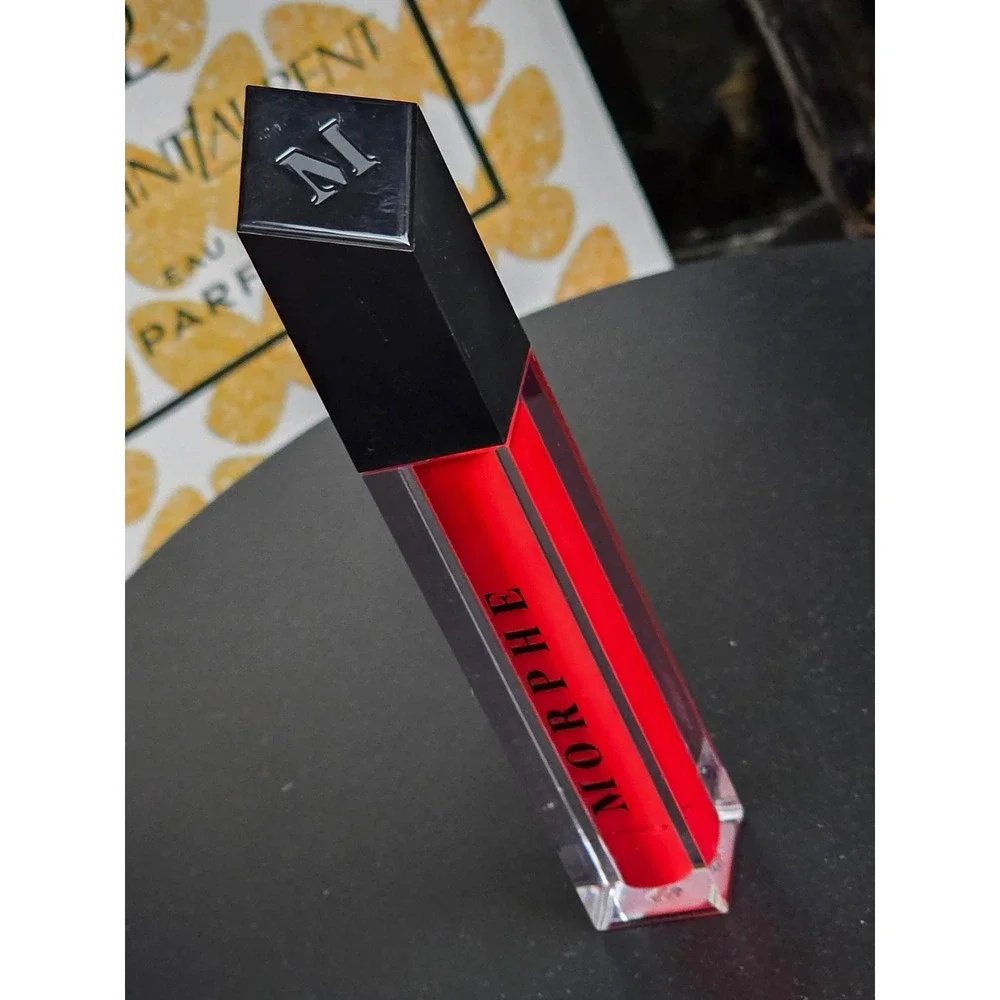 Morphe Lip Duo Hotshot Liquid Lipstick & Very Cherry Lip Pencil Red Set